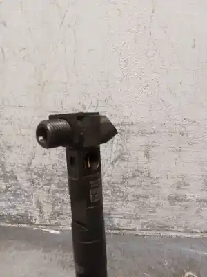 Pezzo di ricambio per auto di seconda mano iniettore per infiniti q30 2.2 d riferimenti oem iam a6510702387  28272472