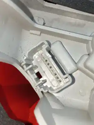 Second-hand car spare part left tailgate light for toyota auris (_e15_) 1.4 d-4d (nde150_) oem iam references 815600238000  