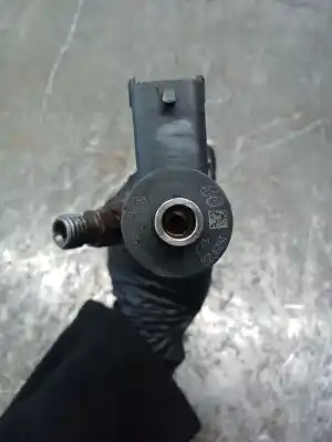 Second-hand car spare part injector for kia sorento i (jc) 2.5 crdi oem iam references 338004a500  0445110 Second-hand car spare part injector for kia sorento i (jc) 2.5 crdi oem iam references 338004a500  0445110