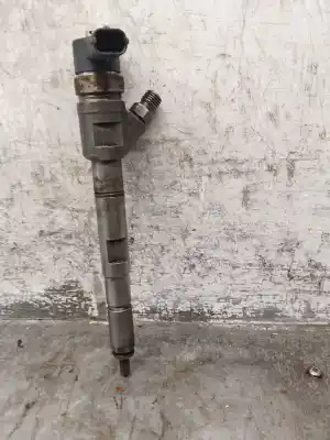 Second-hand car spare part injector for kia sorento i (jc) 2.5 crdi oem iam references 338004a500 Second-hand car spare part injector for kia sorento i (jc) 2.5 crdi oem iam references 338004a500