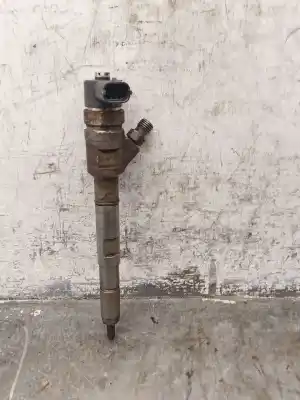 Second-hand car spare part injector for kia sorento i (jc) 2.5 crdi oem iam references 338004a500 Second-hand car spare part injector for kia sorento i (jc) 2.5 crdi oem iam references 338004a500