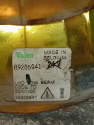 Автозапчасти б/у правая фара за iveco massif single cab 3.0 hpi ссылки oem iam 89205941  