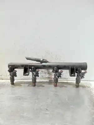 Peça sobressalente para automóvel em segunda mão régua / rampa de injetores por peugeot 206 fastback (2a/c) 2.0 s16 referências oem iam 9628084680