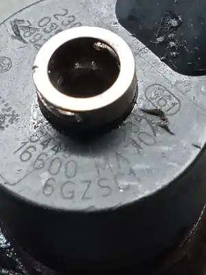 Pezzo di ricambio per auto di seconda mano iniettore per renault maxity 2.9 diesel riferimenti oem iam 0445110284  16600ma70a