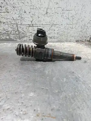 Second-hand car spare part INJECTOR for VOLKSWAGEN GOLF IV (1J1) 1.9 TDI OEM IAM references 0414720038  