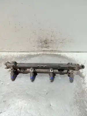 Recambio de automóvil de segunda mano de RAMPA INYECTORA para VOLKSWAGEN POLO (9N_, 9A_) 1.4 16V referencias OEM IAM 036133320  