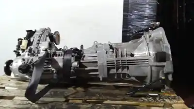 Second-hand car spare part gearbox for kia sorento i (jc) 2.5 crdi oem iam references  Second-hand car spare part gearbox for kia sorento i (jc) 2.5 crdi oem iam references