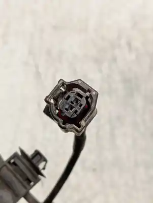 Second-hand car spare part front left knuckle for mazda 3 berlina (bp) evolution oem iam references   