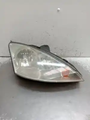 Автозапчасти б/у правая фара за FORD FOCUS I (DAW, DBW) 1.8 TDCI ссылки OEM IAM 2M5113W029BF  