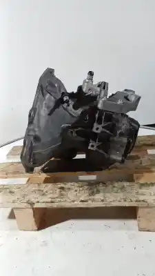 Second-hand car spare part gearbox for opel corsa e (x15) 1.4 (08, 68) oem iam references a16333884f  