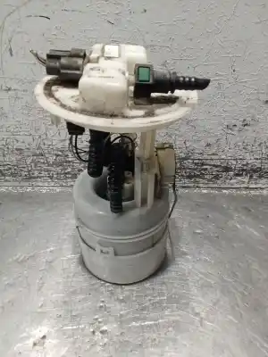 Peça sobressalente para automóvel em segunda mão bomba de combustivel por renault clio iii exception referências oem iam   