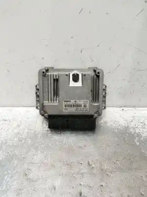 Peça sobressalente para automóvel em segunda mão CENTRALINA DE MOTOR UCE por KIA CEE'D SW (ED)  Referências OEM IAM 0281013570  3911327710