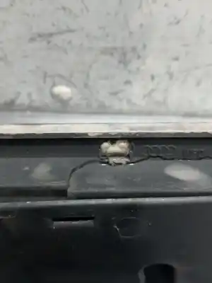 Peça sobressalente para automóvel em segunda mão grelha frontal por audi 80 b4 sedán (8c2) 1.9 tdi referências oem iam   