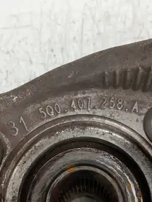 Автозапчасти б/у передняя правая кулачка за skoda superb (3v3) active ссылки oem iam 5q0407258a  