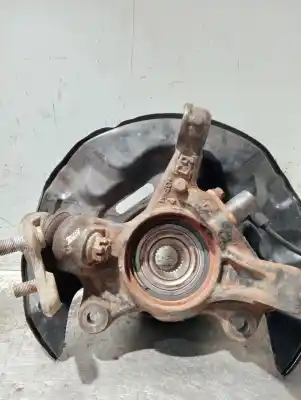 Second-hand car spare part front left knuckle for toyota corolla (e12) 2.0 d-4d sol berlina oem iam references   