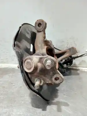 Second-hand car spare part front left knuckle for toyota corolla (e12) 2.0 d-4d sol berlina oem iam references   