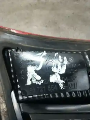 Pezzo di ricambio per auto di seconda mano luce di coda interna destra per citroen c4 i (lc_) 2.0 hdi riferimenti oem iam 9672155480   Pezzo di ricambio per auto di seconda mano luce di coda interna destra per citroen c4 i (lc_) 2.0 hdi riferimenti oem iam 9672155480