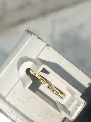 Second-hand car spare part interior left tailgate light for opel corsa e (x15) 1.4 (08, 68) oem iam references 460034366  39012623