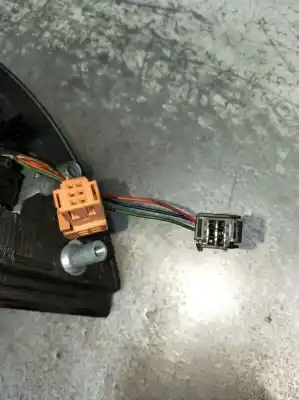 Peça sobressalente para automóvel em segunda mão espelho retrovisor esquerdo por peugeot partner tepee 1.6 hdi referências oem iam   