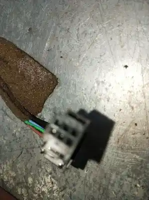 Pezzo di ricambio per auto di seconda mano retrovisore destro per citroen c4 i (lc_) 1.6 hdi riferimenti oem iam    Pezzo di ricambio per auto di seconda mano retrovisore destro per citroen c4 i (lc_) 1.6 hdi riferimenti oem iam