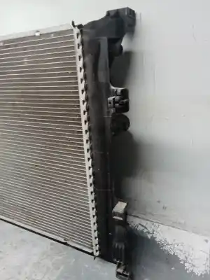 Автозапчастина б/у водяний радіатор для infiniti q30 2.2 d посилання на oem iam a2465001303  