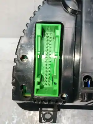 Peça sobressalente para automóvel em segunda mão quadrante por seat exeo (3r2) 2.0 tdi referências oem iam 0263676325 0267100081 3r0920830h