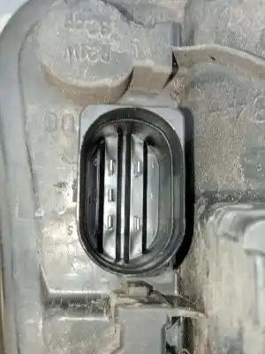 Автозапчастина б/у правий ліхтар для audi a4 b7 (8ec) 3.0 tdi quattro посилання на oem iam   