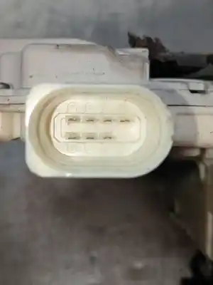 Second-hand car spare part front right central locking system for seat exeo (3r2) 2.0 tdi oem iam references 8e0839016aa  