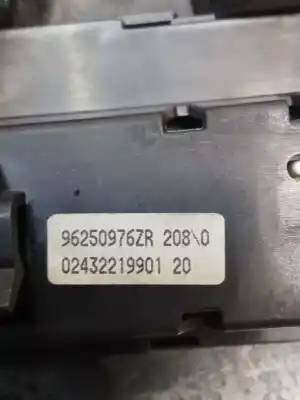 Автозапчастина б/у багатофункційний дисплей для audi a4 b6 (8e2) 2.0 посилання на oem iam 02432219901  96250976zr