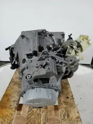 Автозапчасти б/у коробка передач за citroen c3 picasso (sh_) 1.6 hdi 90 ссылки oem iam 20dp98 6861887a 