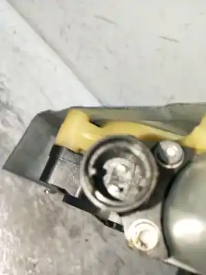 Автозапчасти б/у регулятор стекла переднего правого за renault kangoo / grand kangoo ii (kw0/1_) 1.5 dci 90 (kw05, kw08, kw0g, kw11) ссылки oem iam   