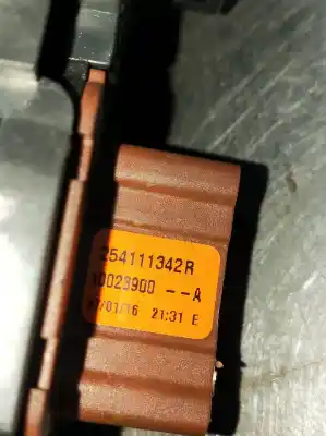 Автозапчастина б/у передні вікний вмикач для renault kangoo / grand kangoo ii (kw0/1_) 1.5 dci 90 (kw05, kw08, kw0g, kw11) посилання на oem iam 254111342r  10023900a