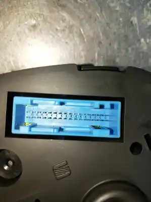 Peça sobressalente para automóvel em segunda mão quadrante por seat toledo ii (1m2) 1.9 tdi referências oem iam w01m0920800c  