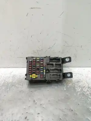 Peça sobressalente para automóvel em segunda mão caixa de fusíveis e relés por hyundai accent iii sedán (mc) 1.4 gl referências oem iam ak1075va