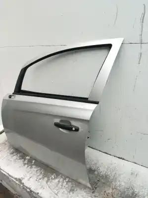 Second-hand car spare part left front door for opel corsa e (x15) 1.3 cdti (08, 68) oem iam references   