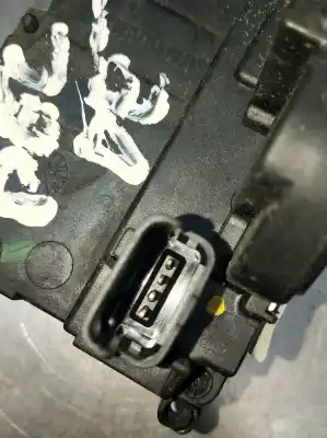 Peça sobressalente para automóvel em segunda mão motor de fechadura central dianteiro direito por renault scenic iii authentique referências oem iam   