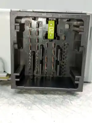 Tweedehands auto-onderdeel audiosysteem / radio-cd voor citroen c-elysee (dd_) 1.5 bluehdi 100 oem iam-referenties 9822939480  a3c0300520301