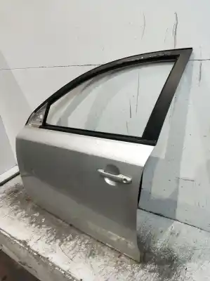 Second-hand car spare part left front door for kia cee'd fastback (ed) 1.6 oem iam references   