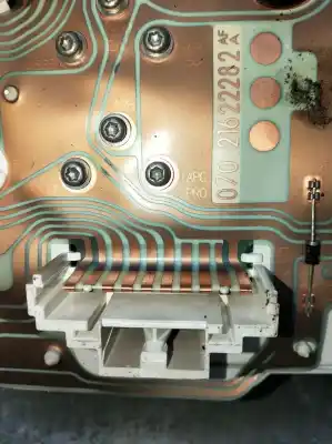 Peça sobressalente para automóvel em segunda mão quadrante por renault clio ii (bb_, cb_) 1.4 (b/cb0c, b/cb0s) referências oem iam 07021623939  