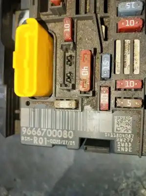 Peça sobressalente para automóvel em segunda mão caixa de fusíveis e relés por citroen c4 picasso i monospace (ud_) 1.6 hdi referências oem iam 9666700080  bsmr0100