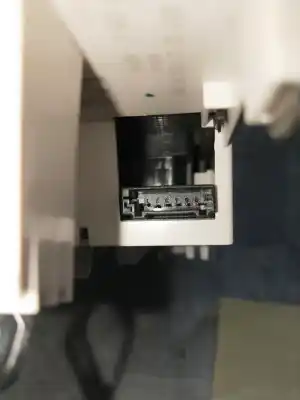 Автозапчастина б/у внутрішне світло для audi a3 limousine (8vs, 8vm) 2.0 tdi посилання на oem iam 8v0947135j  025076951