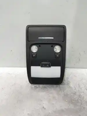 Pièce détachée automobile d'occasion Lumière Intérieure pour AUDI A4 B8 AVANT (8K5) 2.0 TDI Références OEM IAM 8T0947135BF  80915900