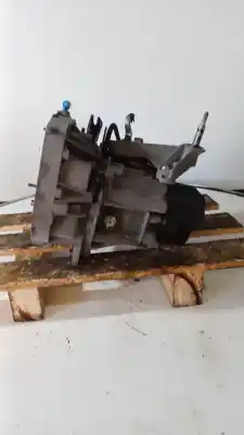 Second-hand car spare part gearbox for renault clio iii exception oem iam references jh3176 r078147 
