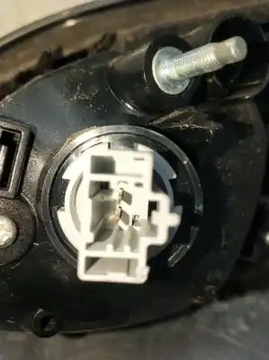 Second-hand car spare part interior left tailgate light for mazda 3 lim. (bl) luxury oem iam references   