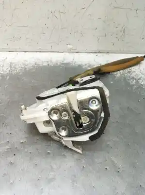 Pezzo di ricambio per auto di seconda mano motore chiusura centrale posteriore destro per mazda 3 lim. (bl) luxury riferimenti oem iam 