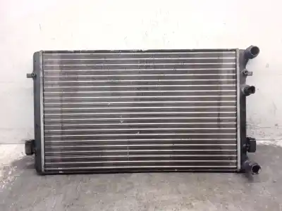 Second-hand car spare part water radiator for volkswagen golf iv (1j1) 1.6 oem iam references 