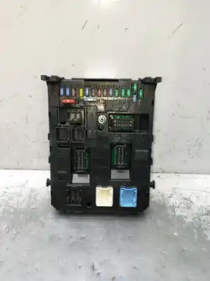 Pezzo di ricambio per auto di seconda mano SCATOLA RELÈ/FUSIBILI per PEUGEOT 308 Access Riferimenti OEM IAM 9678477280  