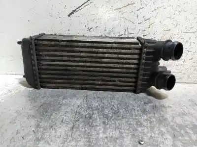 Piesă de schimb auto la mâna a doua RADIATOR AER INTERCOOLER pentru PEUGEOT EXPERT KASTEN Furg. Referințe OEM IAM E5531009  
