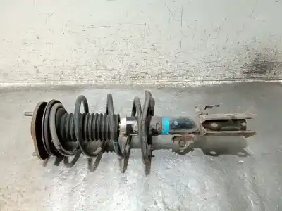 Second-hand car spare part Front Left Shock Absorber for TOYOTA AURIS (_E15_) 1.4 D-4D (NDE150_) OEM IAM references 4852002390  