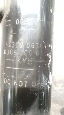 Peça sobressalente para automóvel em segunda mão amortecedor dianteiro esquerdo por renault captur dynamique referências oem iam 543020638r  